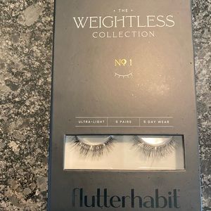 Flutterhabit weightless collection no.1